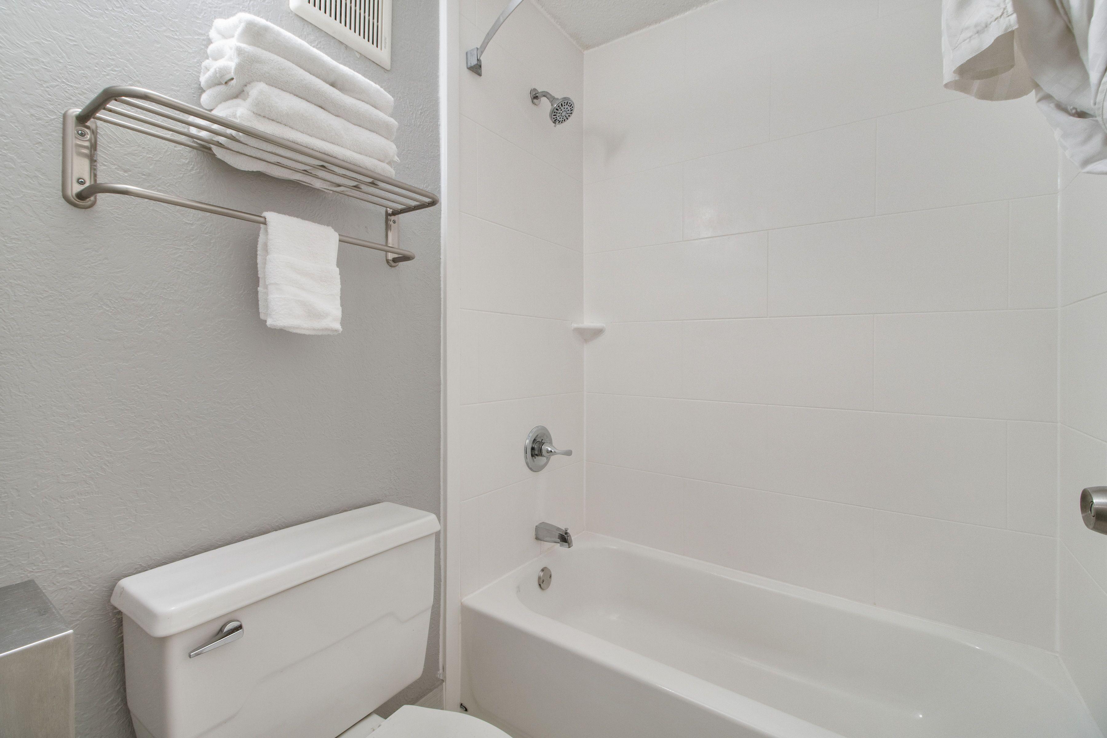 Standard Room - Two Queen Beds,1739412375:JPEG